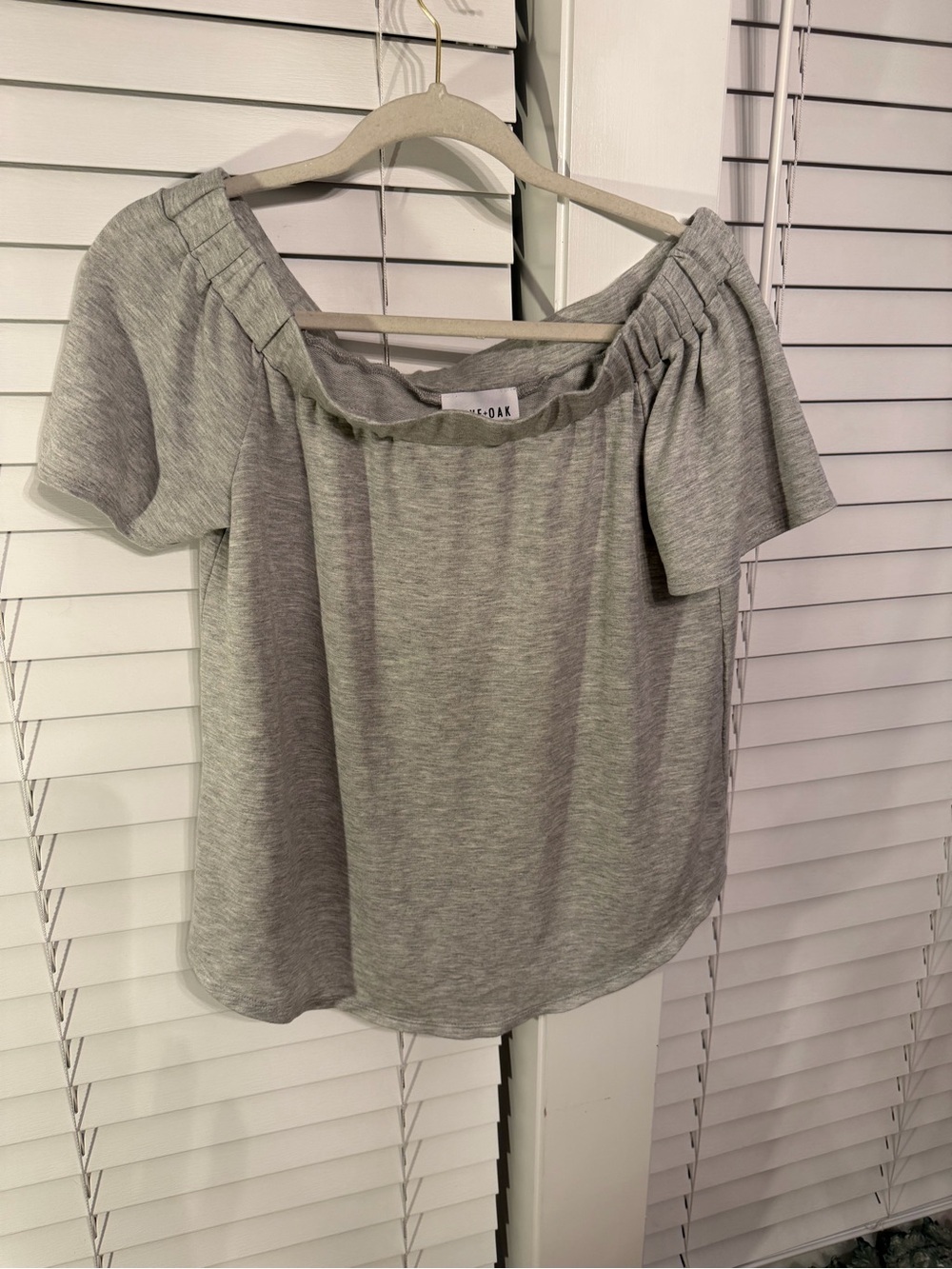 Olive & Oak Heather Gray On or Off-the-Shoulder Top